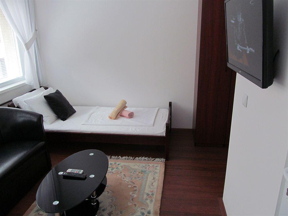 Downtown Apart Hotel Bane Белград Екстериор снимка