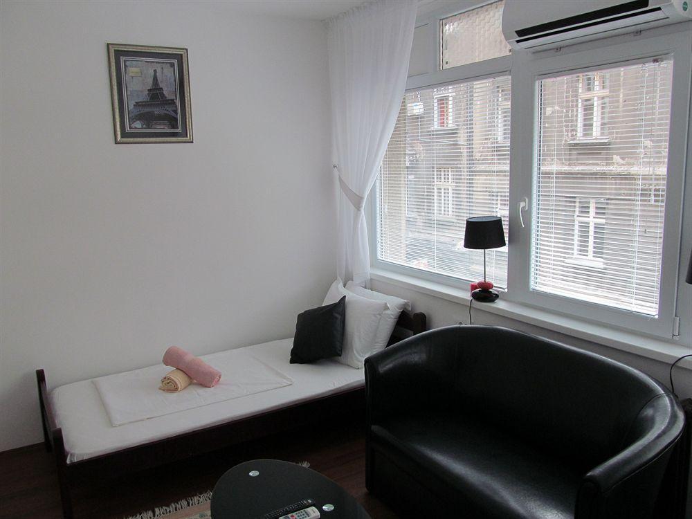 Downtown Apart Hotel Bane Белград Екстериор снимка
