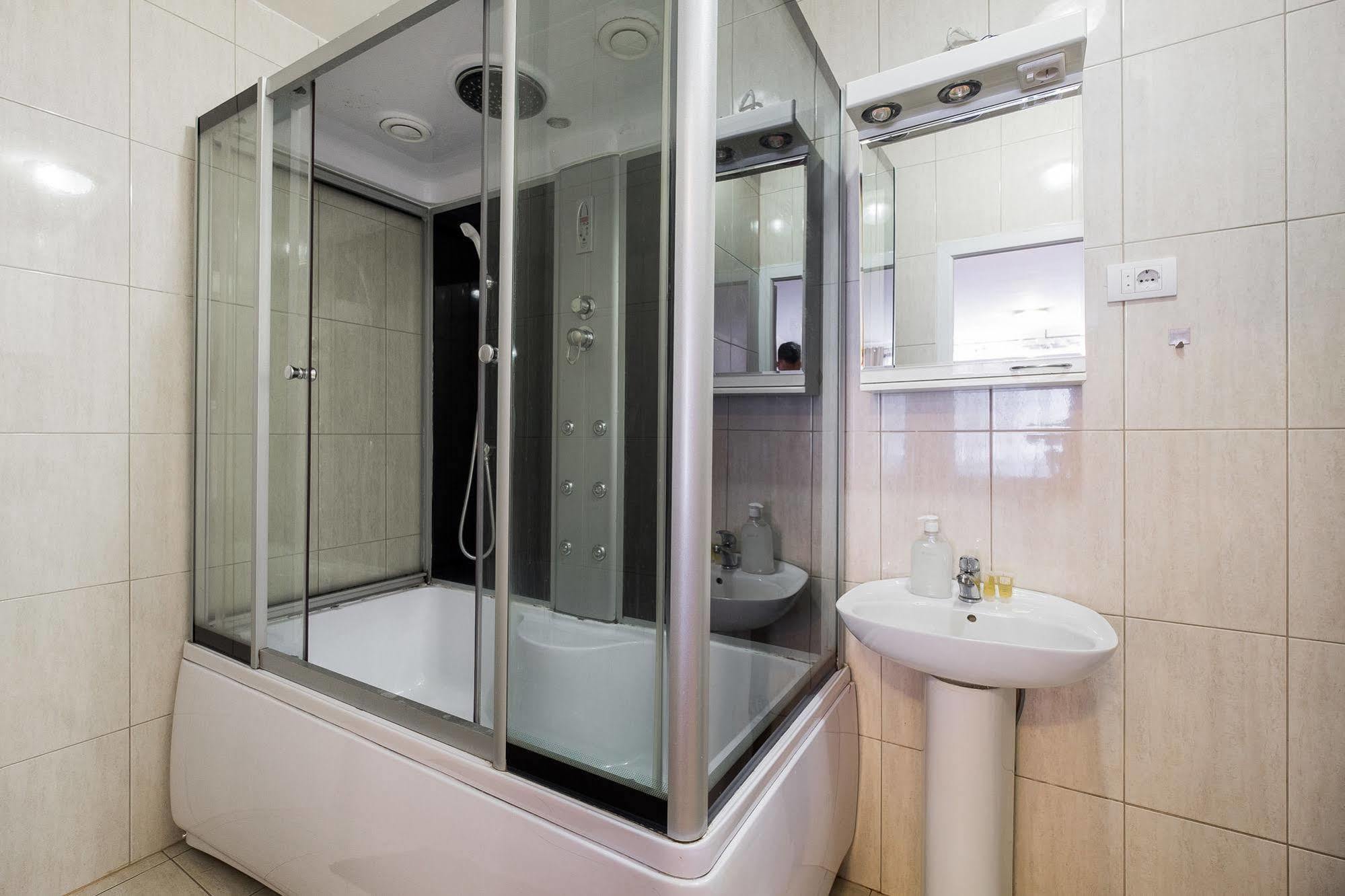Downtown Apart Hotel Bane Белград Екстериор снимка
