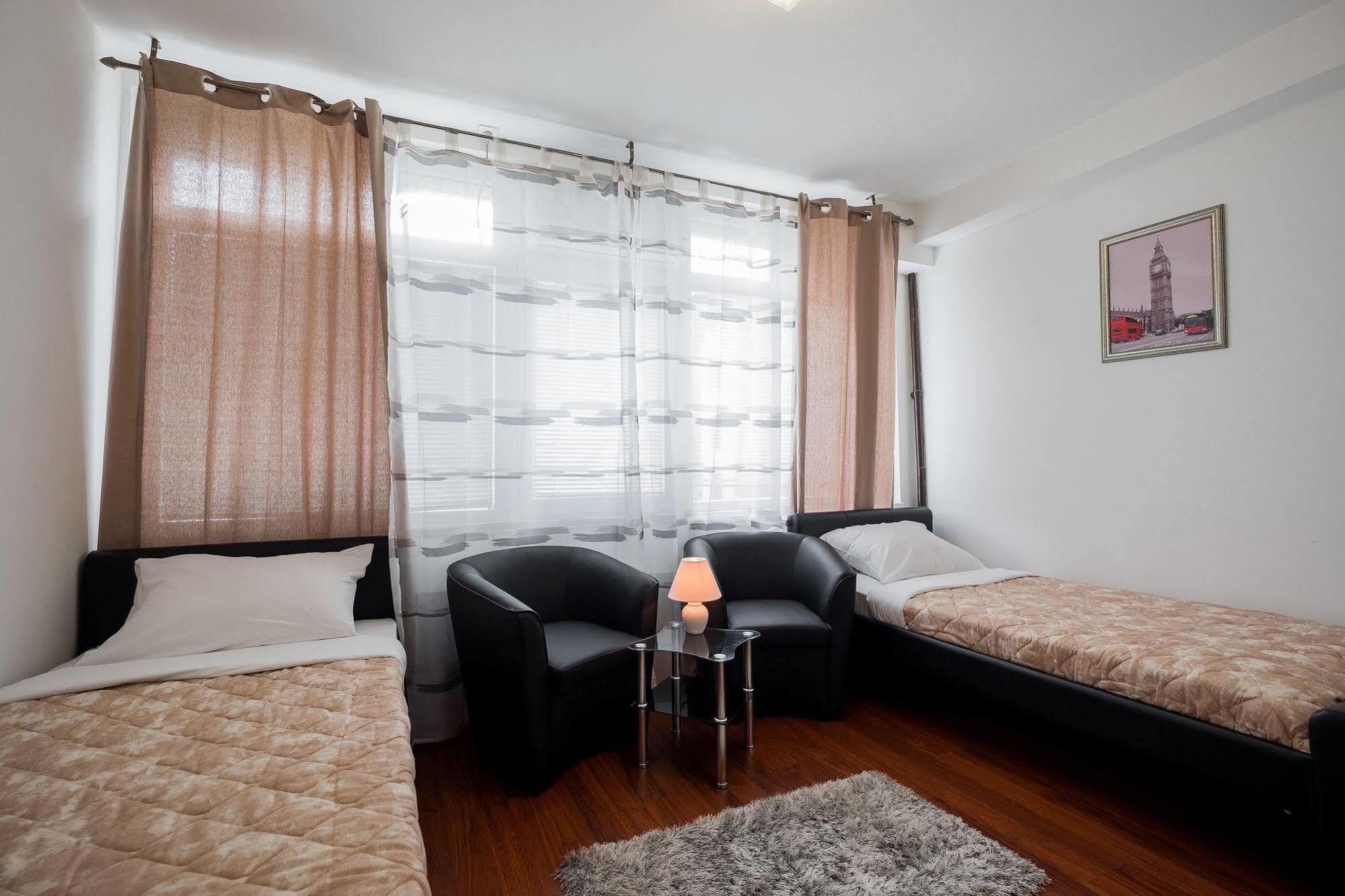 Downtown Apart Hotel Bane Белград Екстериор снимка
